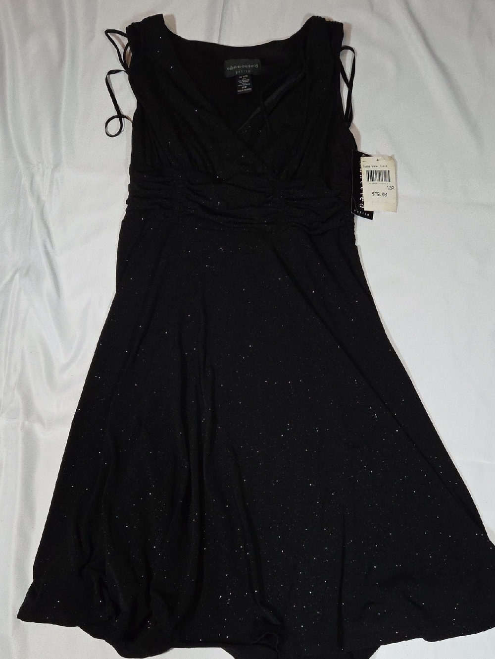 NWT Connected Petite V-neck Sleeveless Black Formal Dress Size 10P
